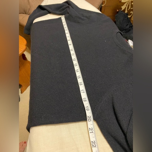 Queen of Scots Woman’s Black 100% Cashmere Size Large Sweater. - Picture 6 of 8